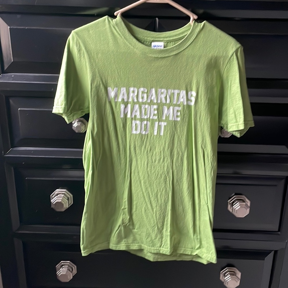 "Margaritas Made Me Do It" T-Shirt l Small